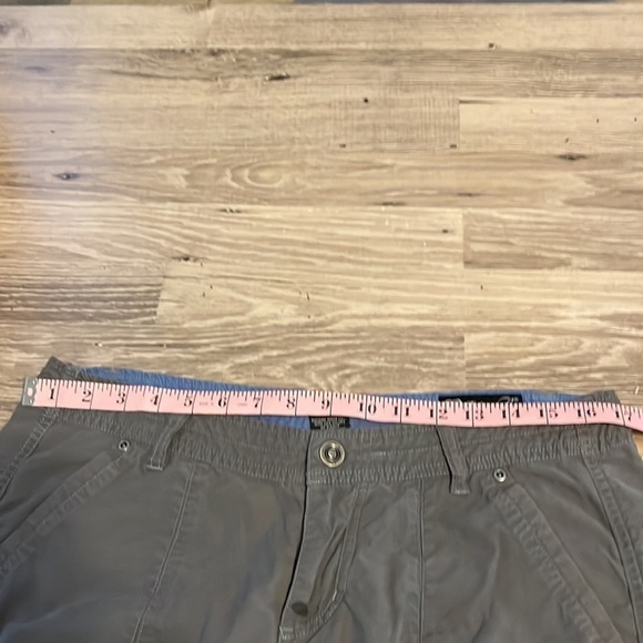 KUHL capris - Picture 5 of 8